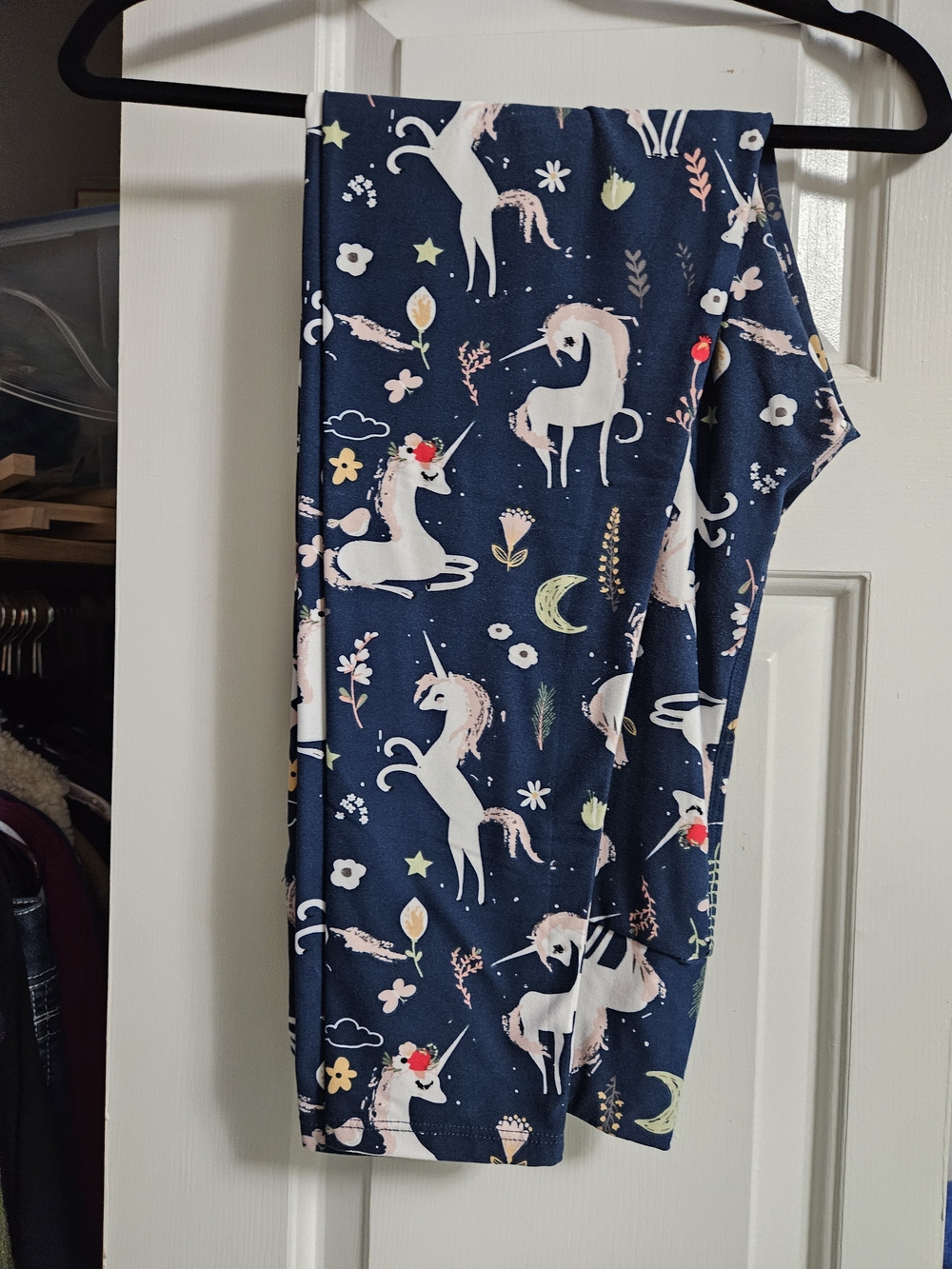Lularoe T/C Navy Unicorn Print Leggings